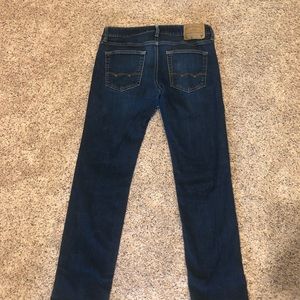 American Eagle Dark Wash Men’s Extreme Flex Slim Straight Jeans. Size 32x32